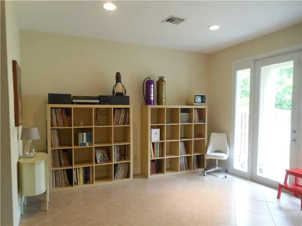 1108 NW 2nd Avenue Fort Lauderdale FL 33311