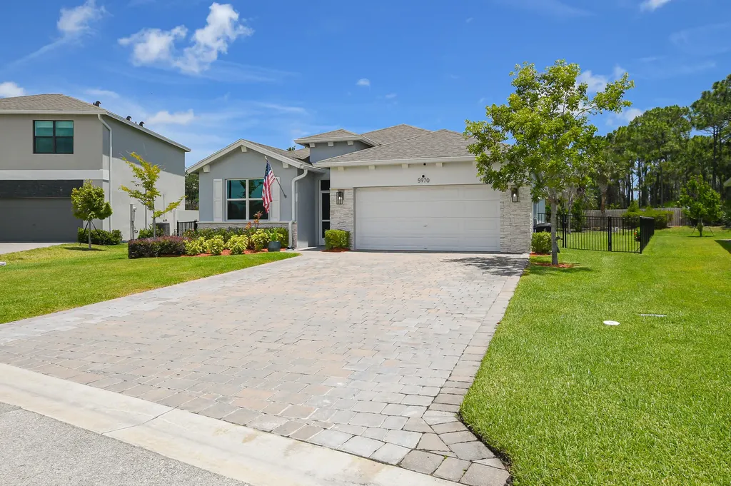 5970 SE Skyblue Circle Stuart FL 34997