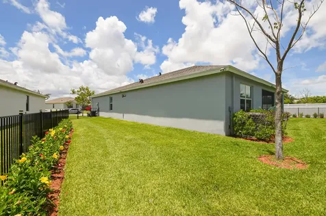 5970 SE Skyblue Circle Stuart FL 34997