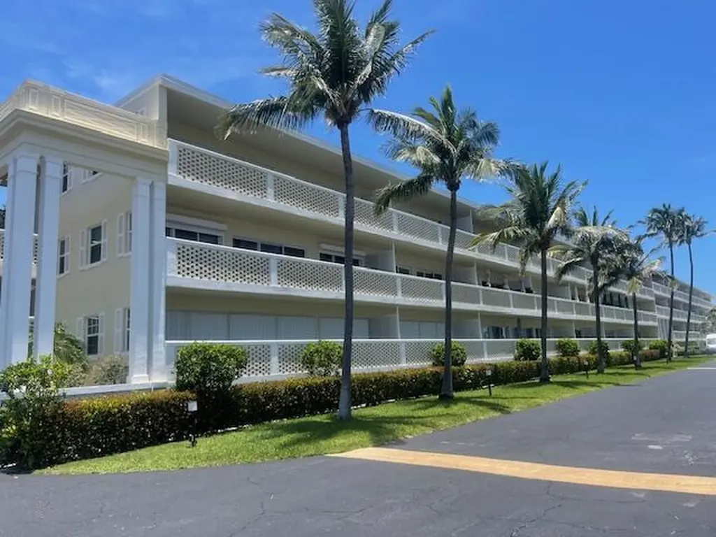 2545 South Ocean Boulevard Palm Beach FL 33480