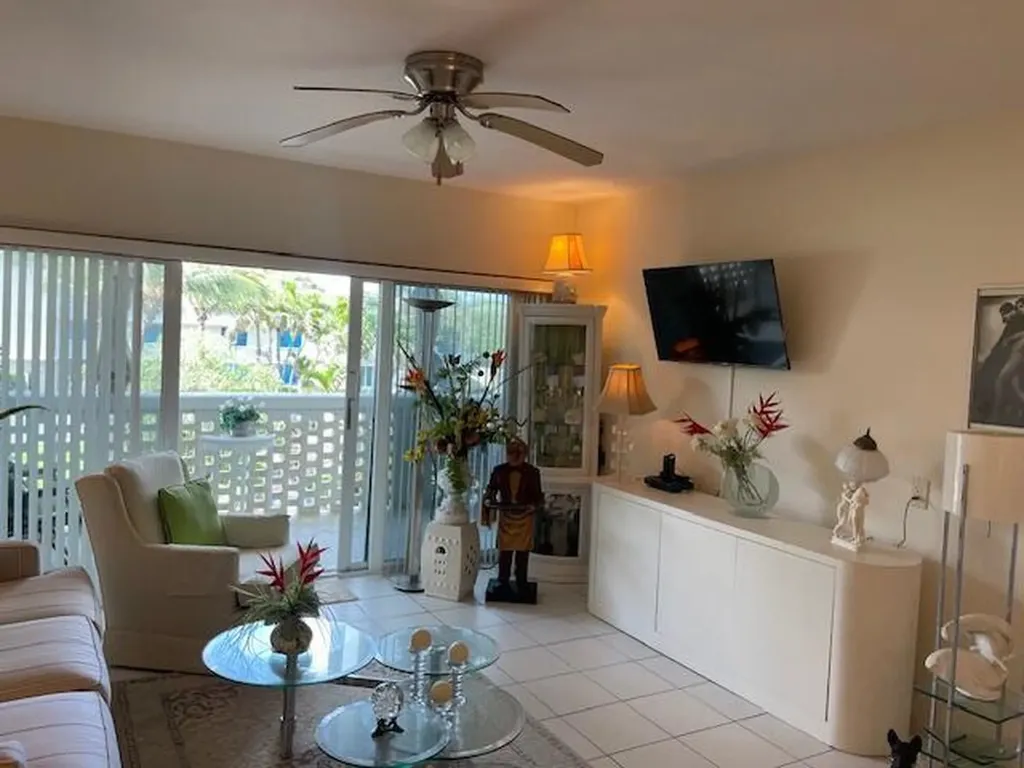 2545 South Ocean Boulevard Palm Beach FL 33480
