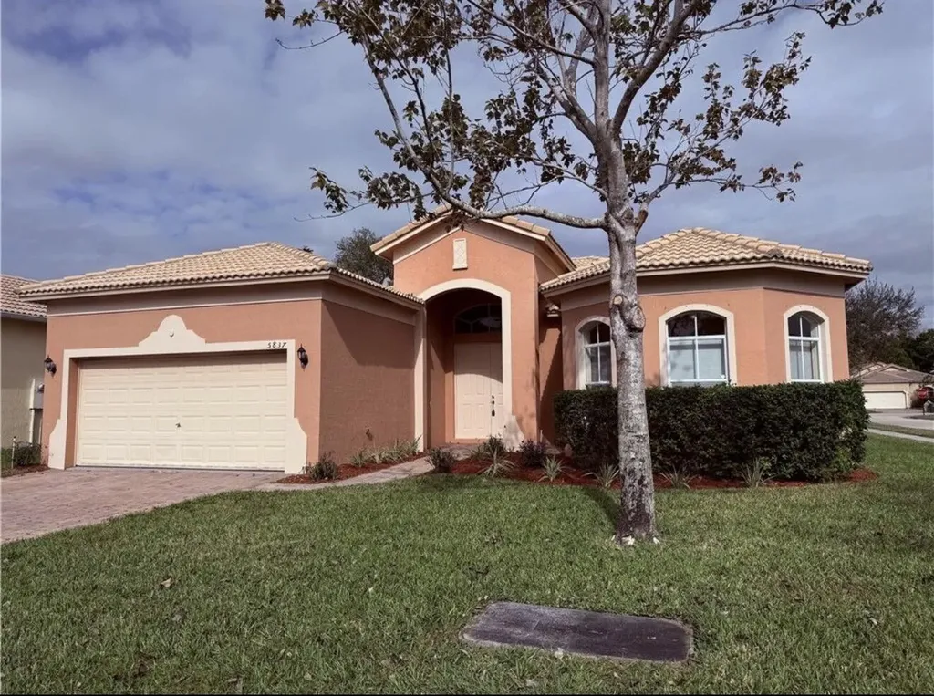 5837 Spanish River Road Fort Pierce FL 34951