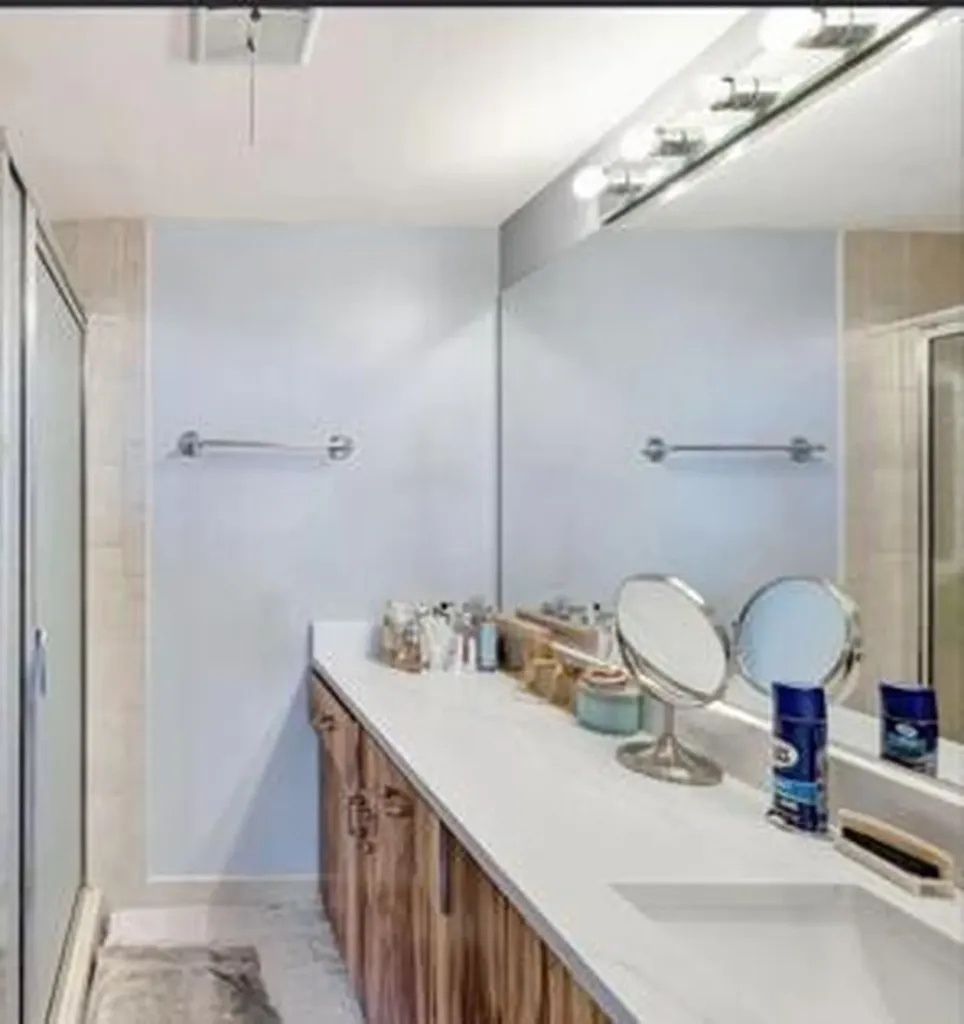 5860 NW 64th Avenue Tamarac FL 33319