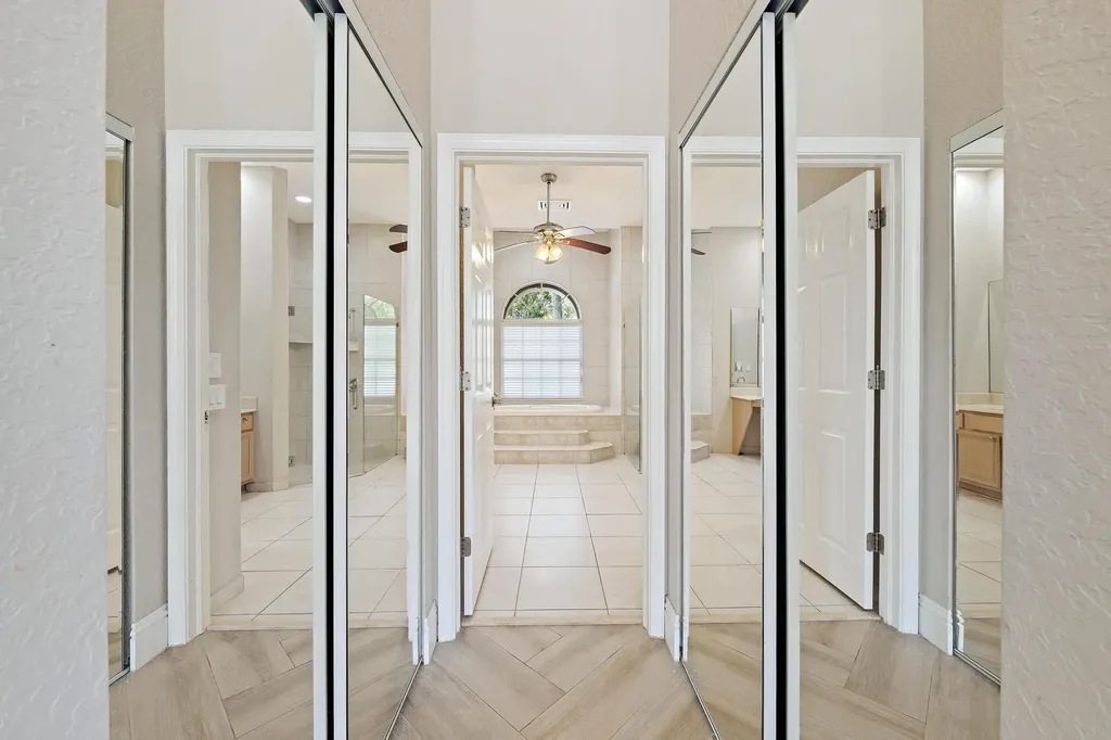 7087 N 155th Place Place N Palm Beach Gardens FL 33418