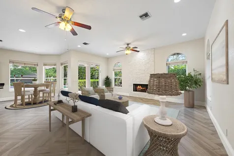 7087 N 155th Place Place N Palm Beach Gardens FL 33418