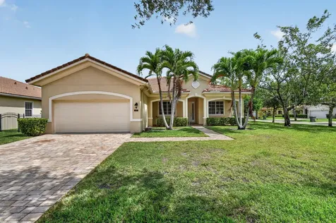 6810 Osage Circle Greenacres FL 33413