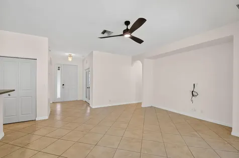6810 Osage Circle Greenacres FL 33413