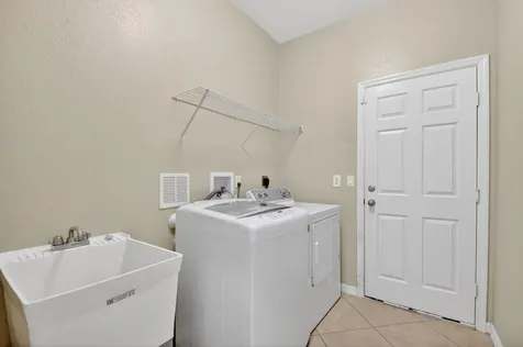 6810 Osage Circle Greenacres FL 33413