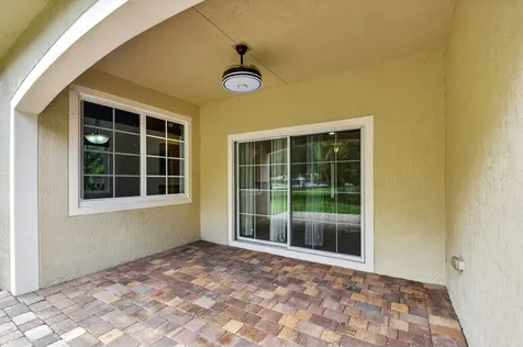 6810 Osage Circle Greenacres FL 33413
