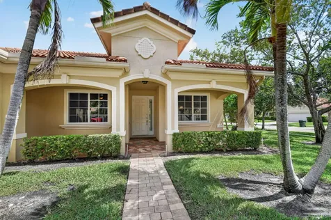6810 Osage Circle Greenacres FL 33413