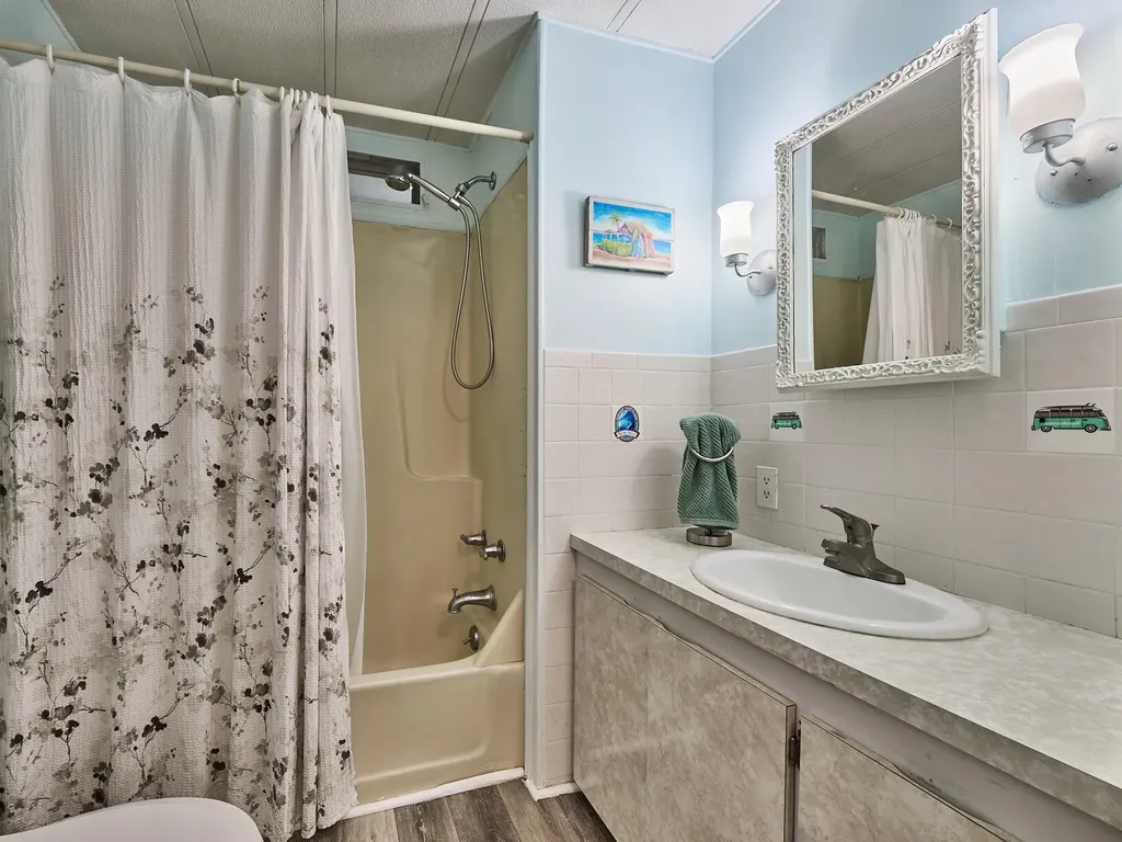 6977 SE Delegate Street Hobe Sound FL 33455