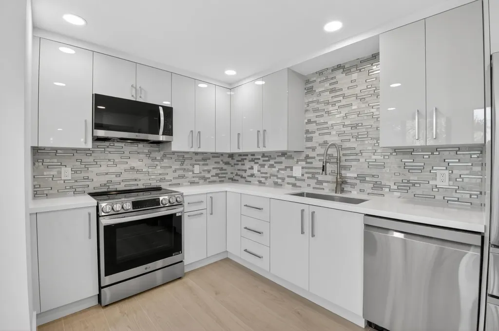 1732 Bridgewood Drive Boca Raton FL 33434