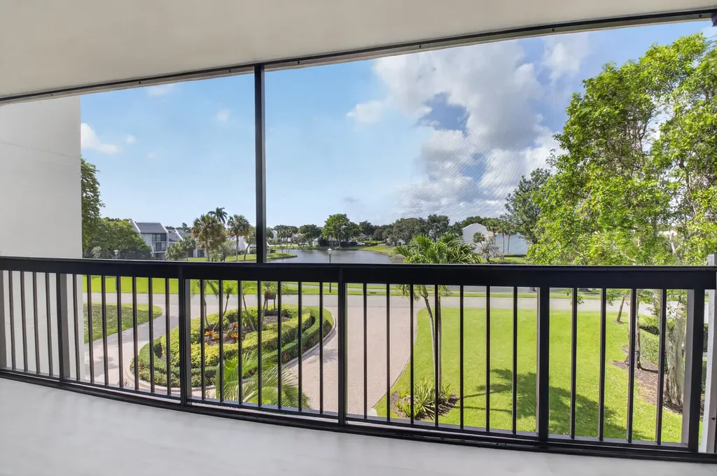 1732 Bridgewood Drive Boca Raton FL 33434