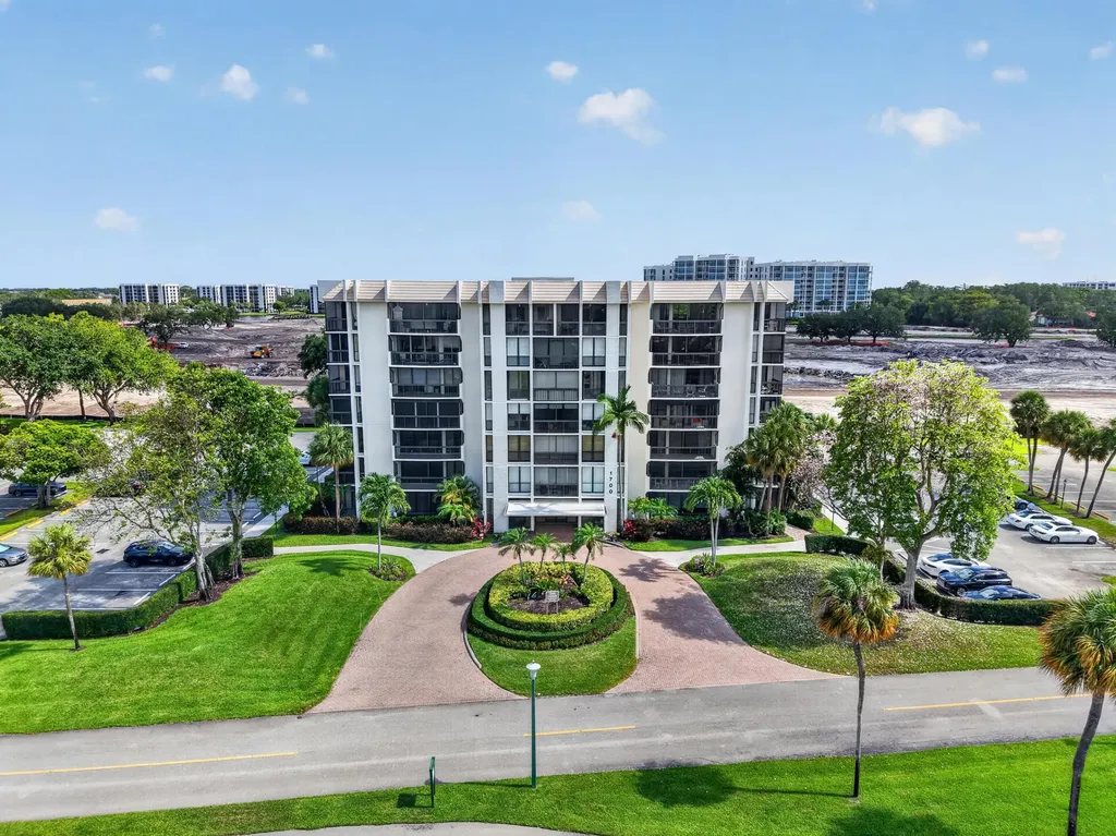 1732 Bridgewood Drive Boca Raton FL 33434