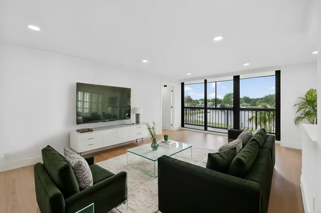 1732 Bridgewood Drive Boca Raton FL 33434