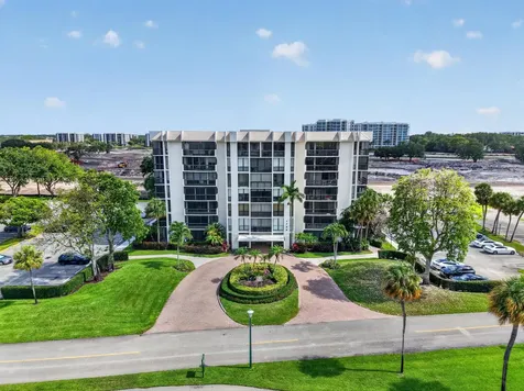 1732 Bridgewood Drive Boca Raton FL 33434
