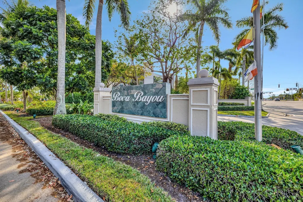 22 Royal Palm Way Boca Raton FL 33432