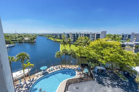 22 Royal Palm Way Boca Raton FL 33432