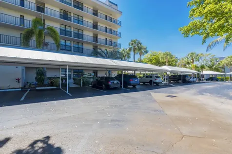 22 Royal Palm Way Boca Raton FL 33432