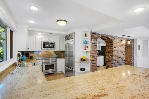 609 Coral Way Fort Lauderdale FL 33301