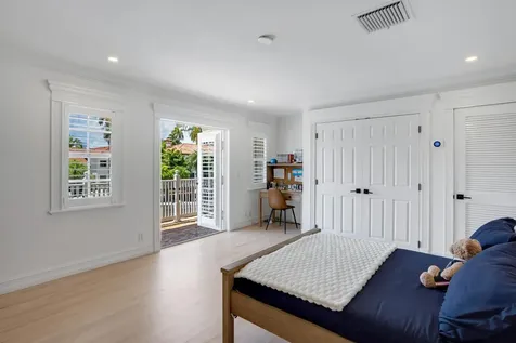 609 Coral Way Fort Lauderdale FL 33301