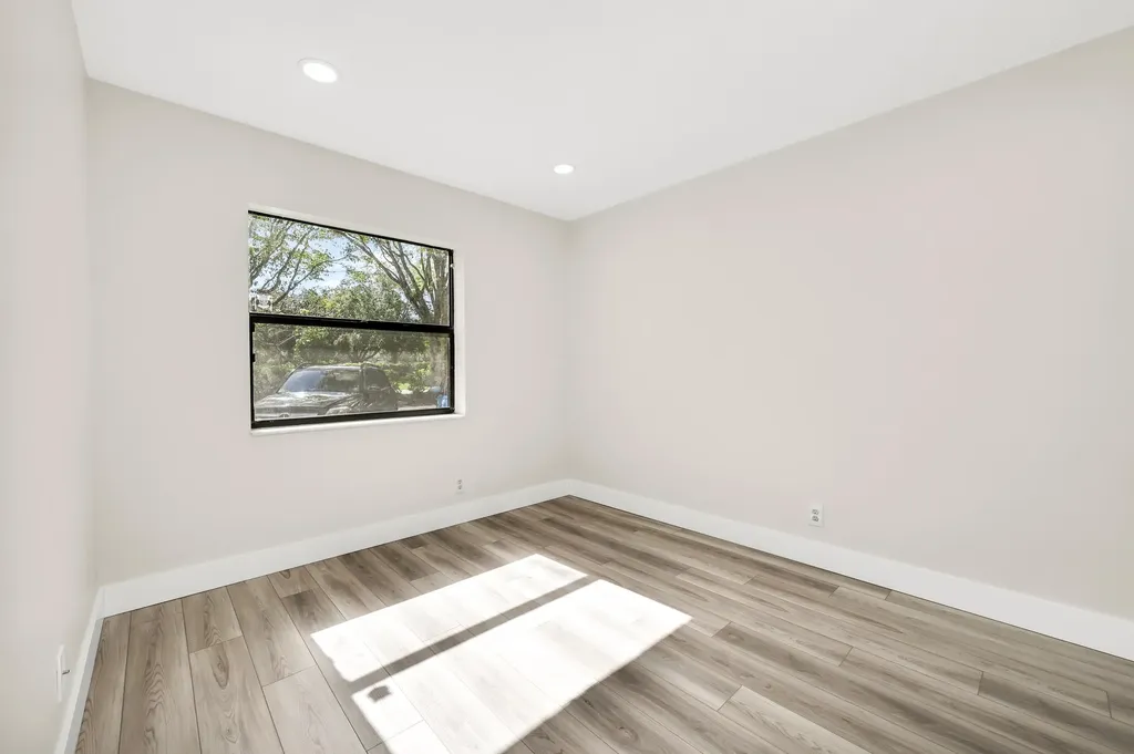 3077 Carambola Circle S Coconut Creek FL 33066