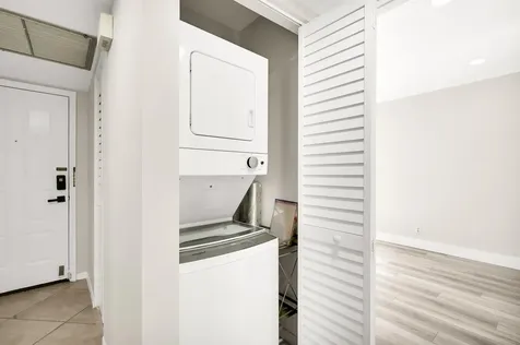 3077 Carambola Circle S Coconut Creek FL 33066