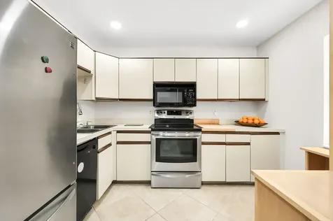 3077 Carambola Circle S Coconut Creek FL 33066