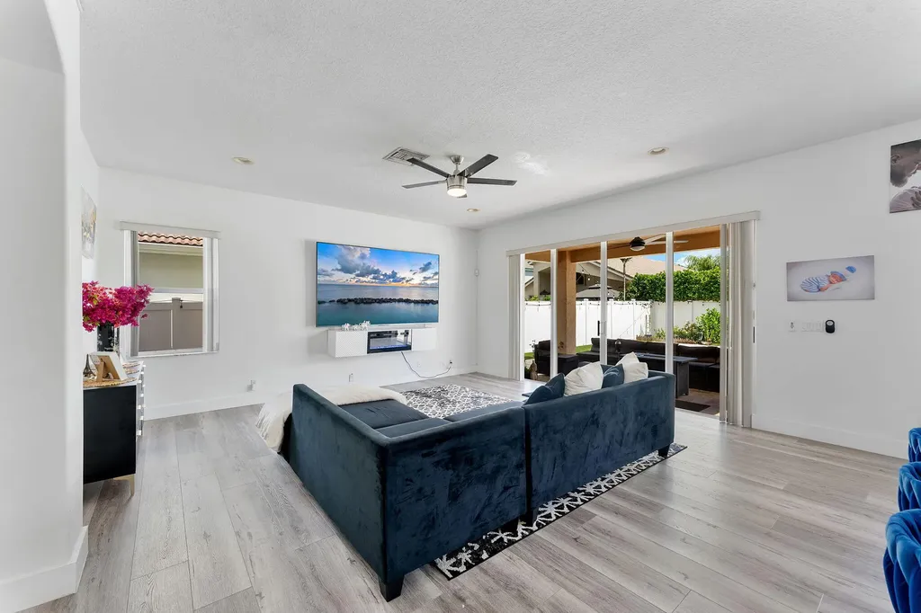 16223 SW 15th Street Pembroke Pines FL 33027