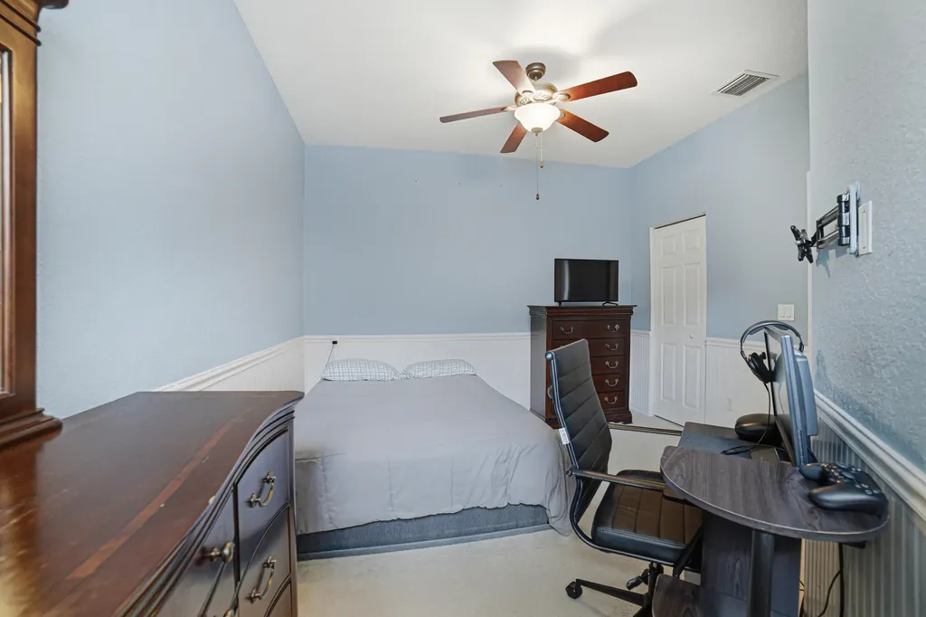 9153 Whistable Walk Tamarac FL 33321
