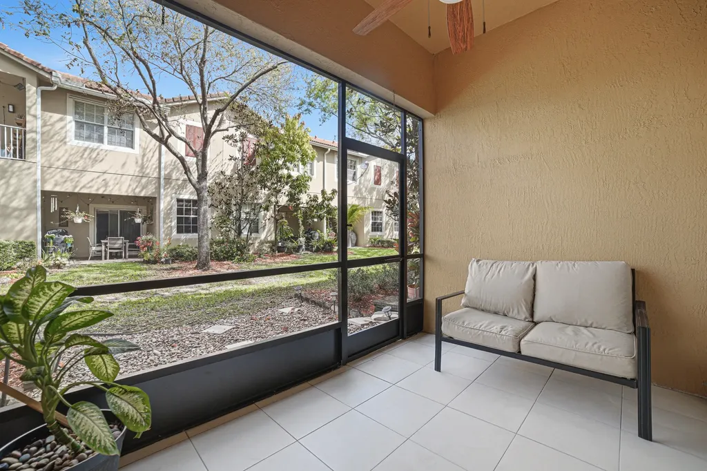 9153 Whistable Walk Tamarac FL 33321