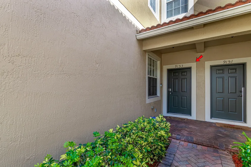 9153 Whistable Walk Tamarac FL 33321