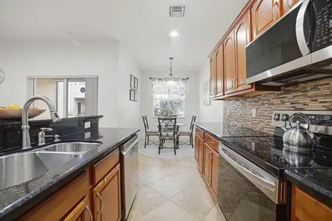 9153 Whistable Walk Tamarac FL 33321