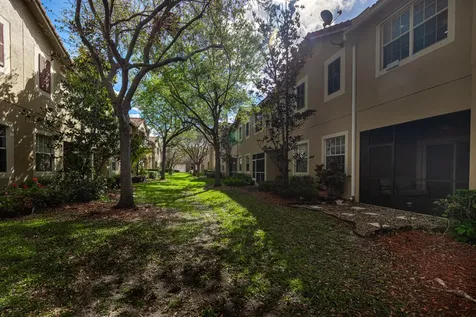 9153 Whistable Walk Tamarac FL 33321