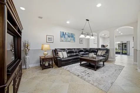 9153 Whistable Walk Tamarac FL 33321