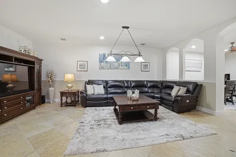 9153 Whistable Walk Tamarac FL 33321