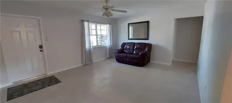 738 SW 5th Avenue Hallandale Beach FL 33009