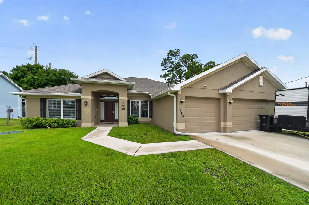 1858 SW Mackenzie Street Port St Lucie FL 34953