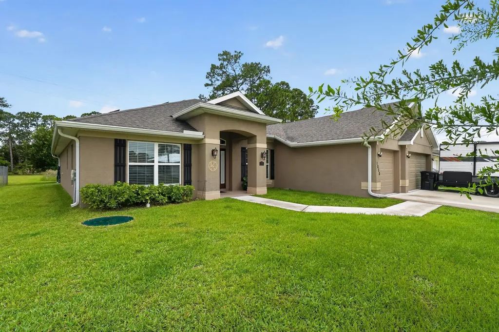 1858 SW Mackenzie Street Port St Lucie FL 34953