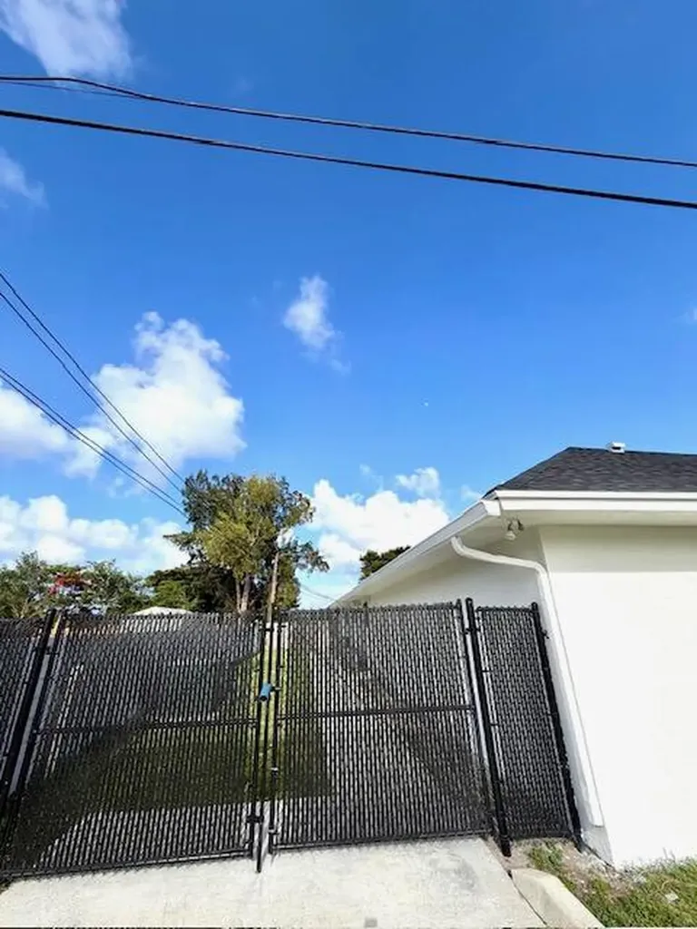 4259 10th Avenue N Lake Worth Beach FL
