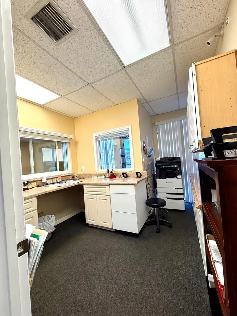 4259 10th Avenue N Lake Worth Beach FL