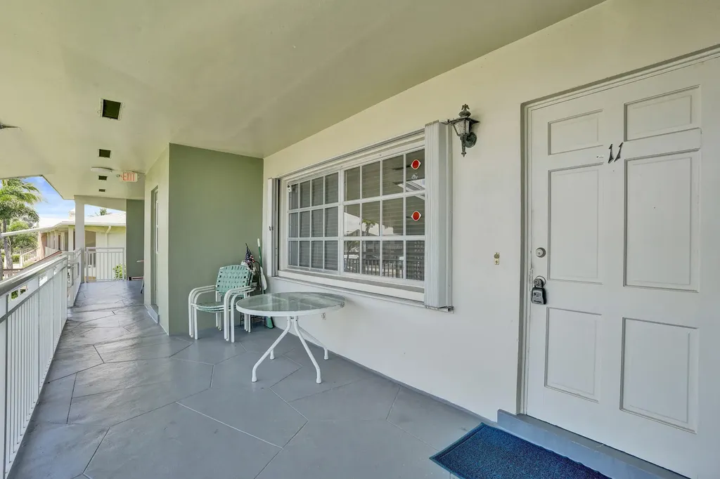 930 SE 9th Avenue Pompano Beach FL 33060