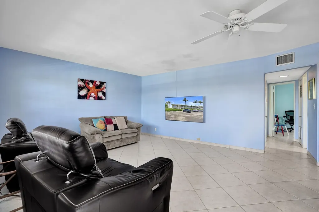 930 SE 9th Avenue Pompano Beach FL 33060