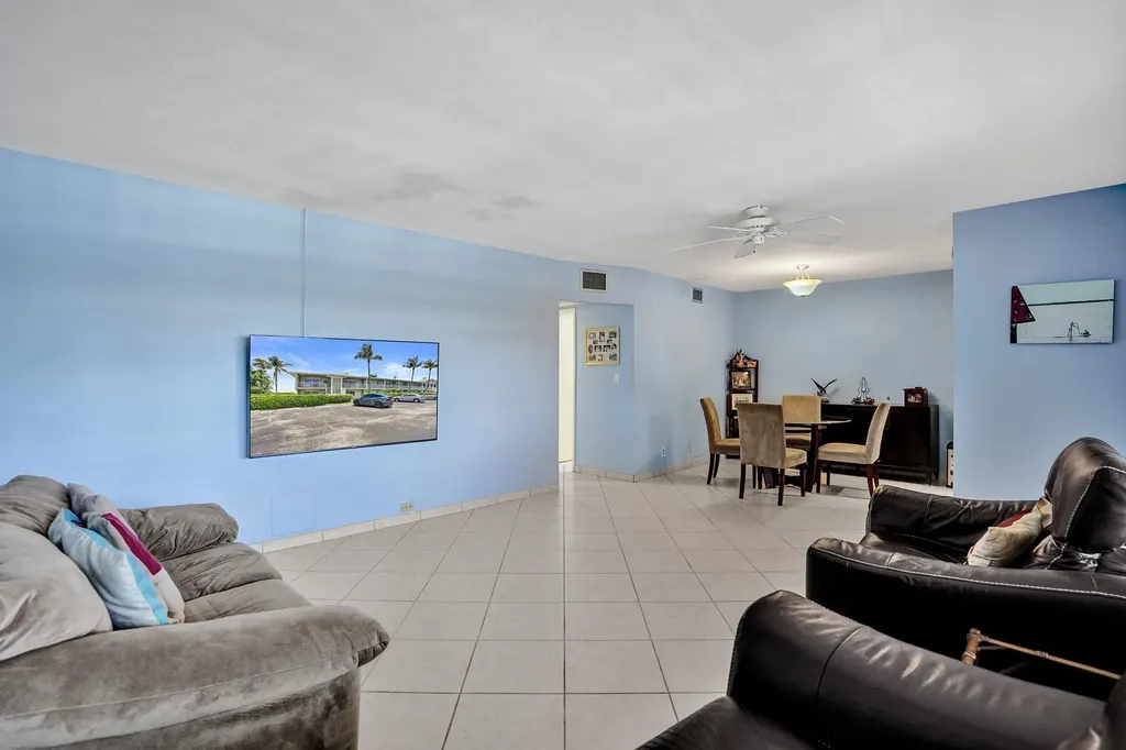 930 SE 9th Avenue Pompano Beach FL 33060