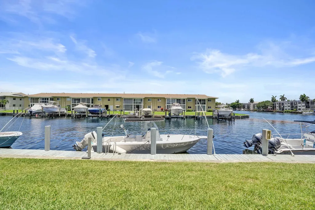 930 SE 9th Avenue Pompano Beach FL 33060