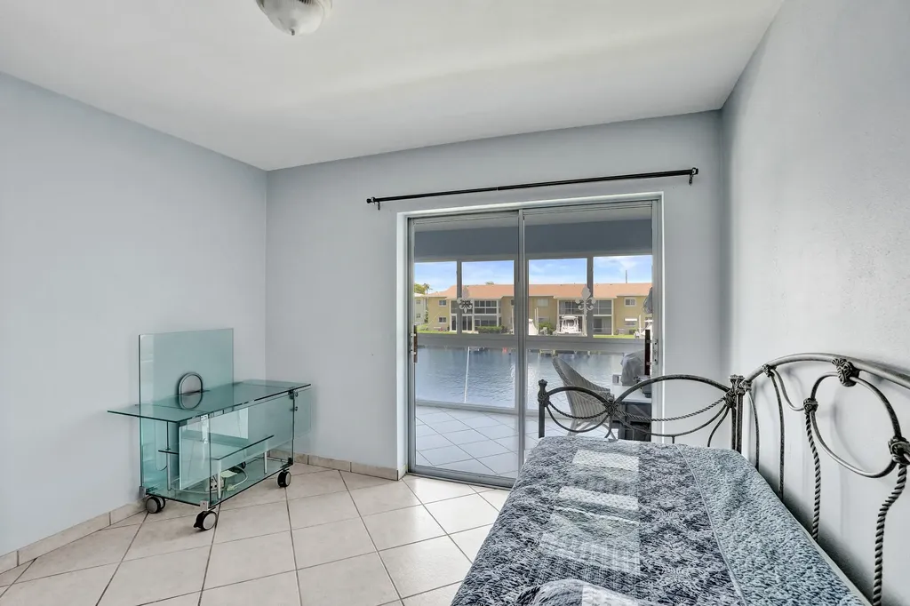 930 SE 9th Avenue Pompano Beach FL 33060