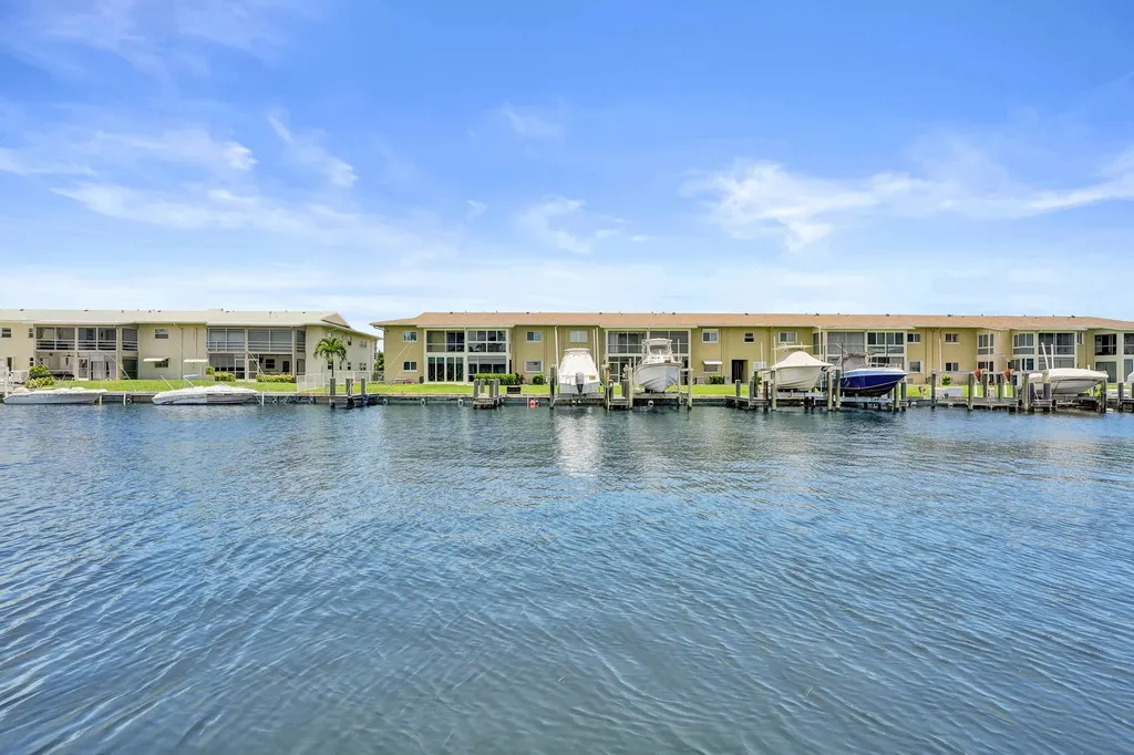 930 SE 9th Avenue Pompano Beach FL 33060