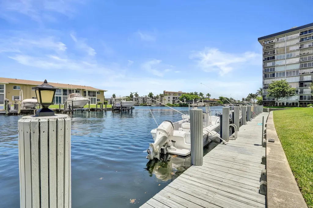 930 SE 9th Avenue Pompano Beach FL 33060