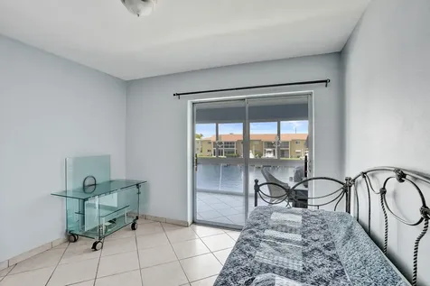 930 SE 9th Avenue Pompano Beach FL 33060