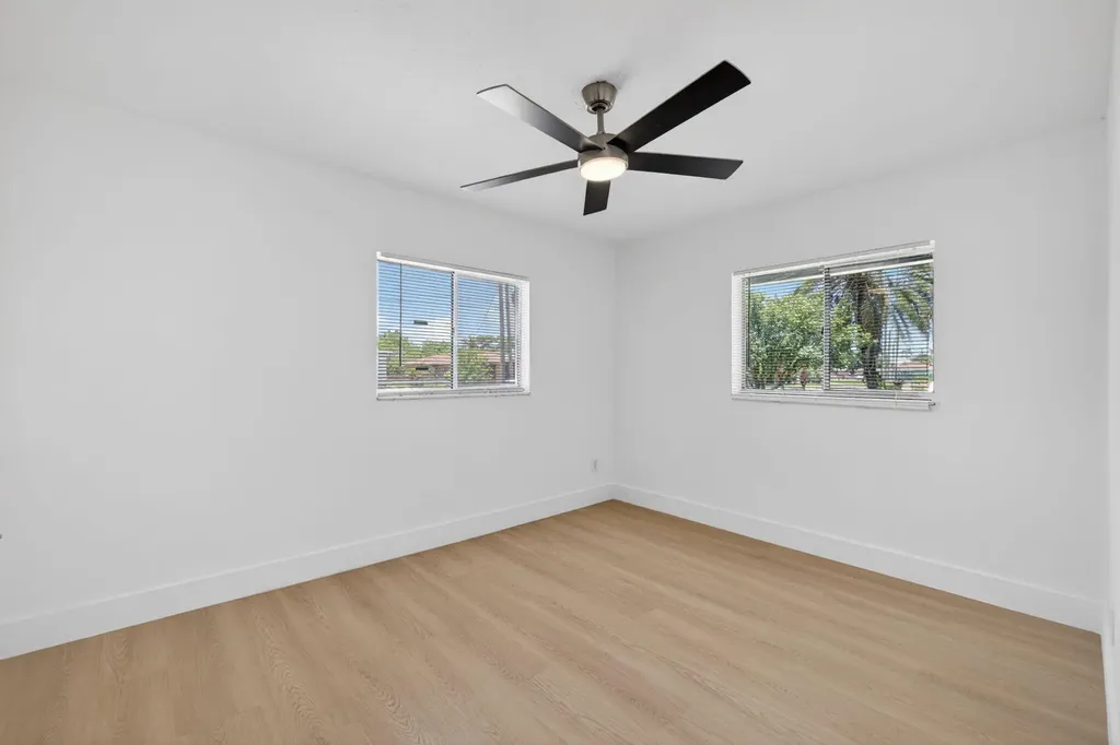 812 N 24th Street Fort Pierce FL 34950